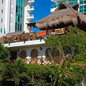 2* Hotel Natura